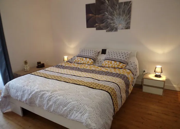 L' éscale De La Besbre Vaumas